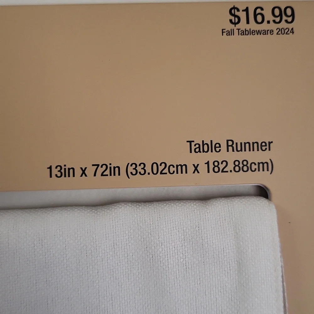 TABLE RUNNER Robert Stanley Botanicals & Mushrooms